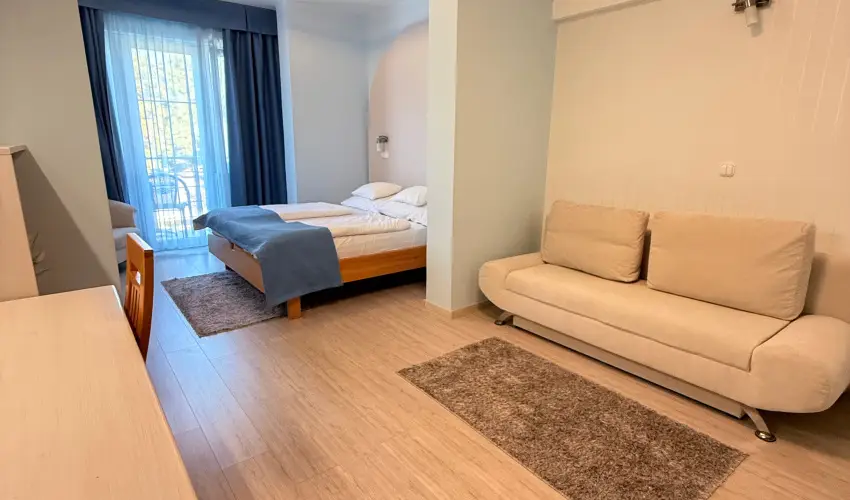 Hotel N�gy �vszak Hajd�szoboszl� - Szilveszter 2026 (min. 3 �j)
