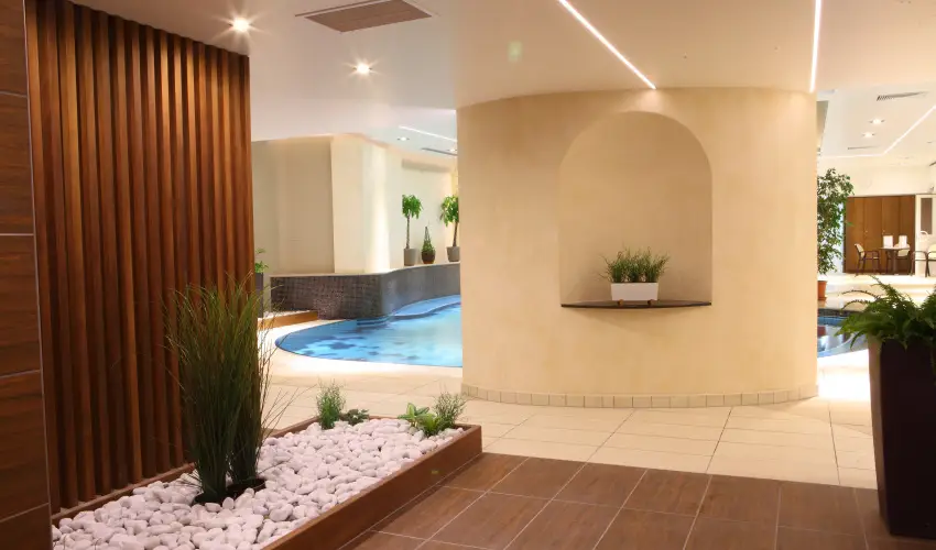 Palace Hotel  Hvz - Szilveszter - teljes elrefizetssel (min. 2 j)