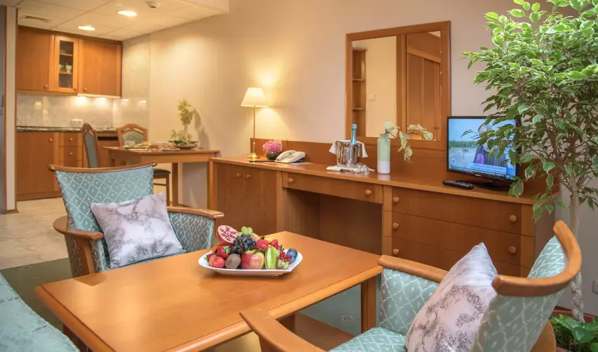 Palace Hotel  Hvz - Szilveszter - teljes elrefizetssel (min. 2 j)