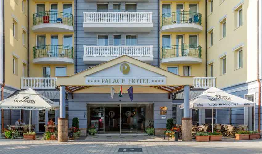 Palace Hotel  Hvz - Szilveszter - teljes elrefizetssel (min. 2 j)