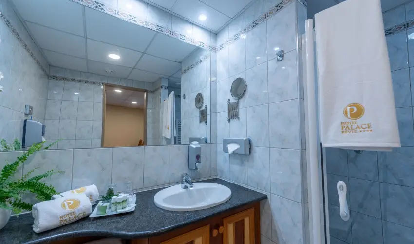 Palace Hotel  H�v�z - Szilveszter