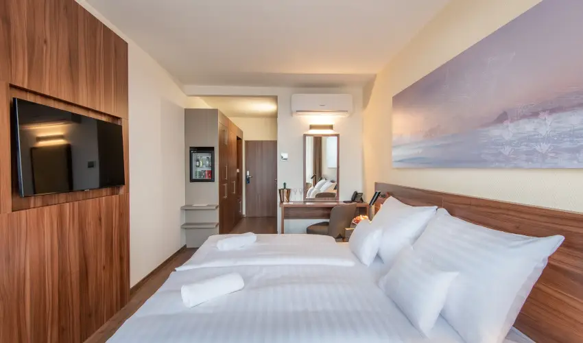 Hunguest Hotel Panorma Hvz - Szilveszter a hvzi Hunguest Panormban (min. 3 j)