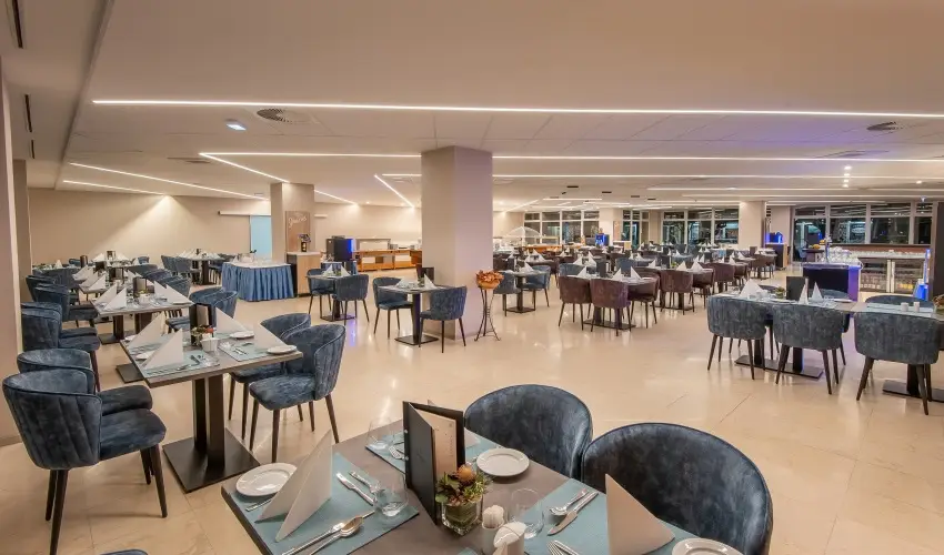 Hunguest Hotel Panorma Hvz - Szilveszter a hvzi Hunguest Panormban (min. 3 j)