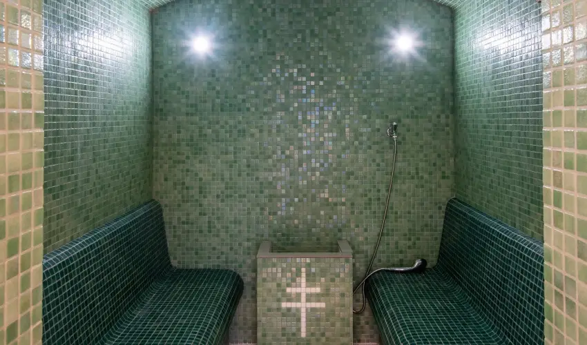 Hunguest Hotel Panorma Hvz - Szilveszter a hvzi Hunguest Panormban (min. 3 j)