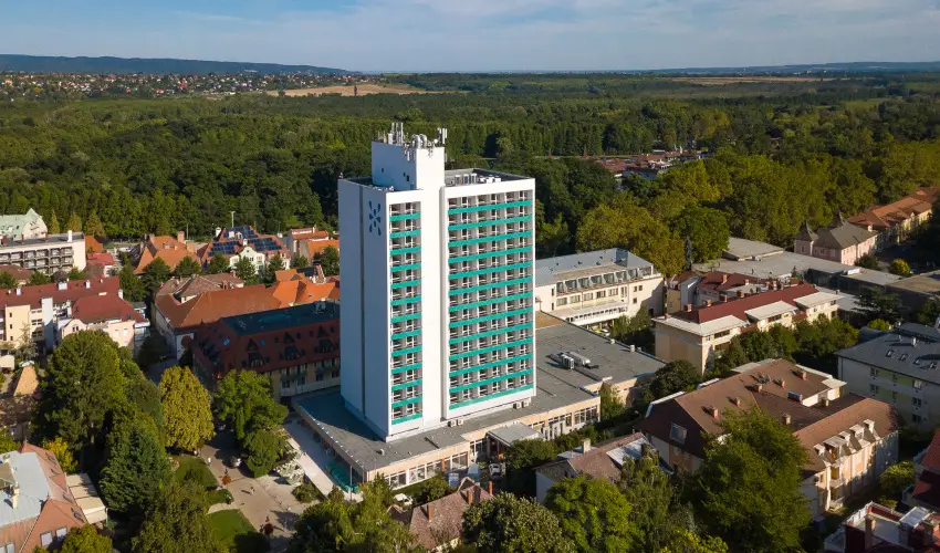 Hunguest Hotel Panorma Hvz - Szilveszter a hvzi Hunguest Panormban (min. 3 j)
