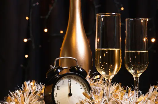 Pr�mium Hotel Panor�ma - Pezsg� Aranyparti Szilveszter (min. 2 �j)