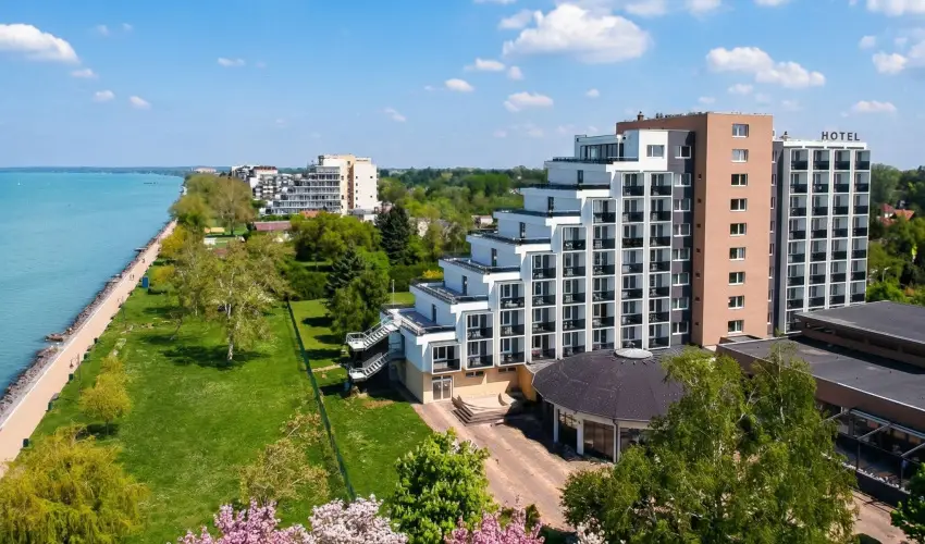 Pr�mium Hotel Panor�ma Si�fok - Pezsg� aranyparti szilveszter