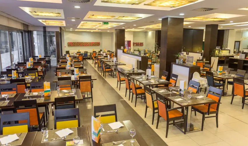 Park Inn by Radisson Srvr Resort & Spa Srvr - Pezsg, buli, Park Inn! (min. 3 j)