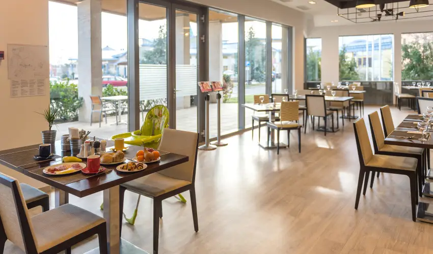 Park Inn by Radisson Srvr Resort & Spa Srvr - Pezsg, buli, Park Inn! (min. 3 j)