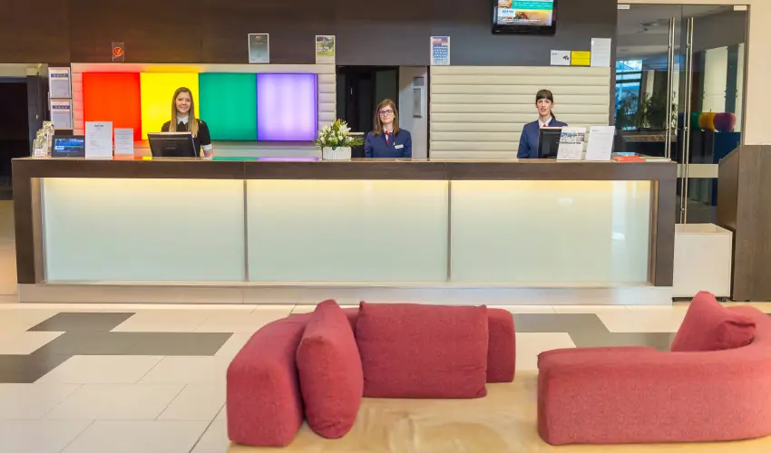 Park Inn by Radisson Srvr Resort & Spa Srvr - Pezsg, buli, Park Inn! (min. 3 j)