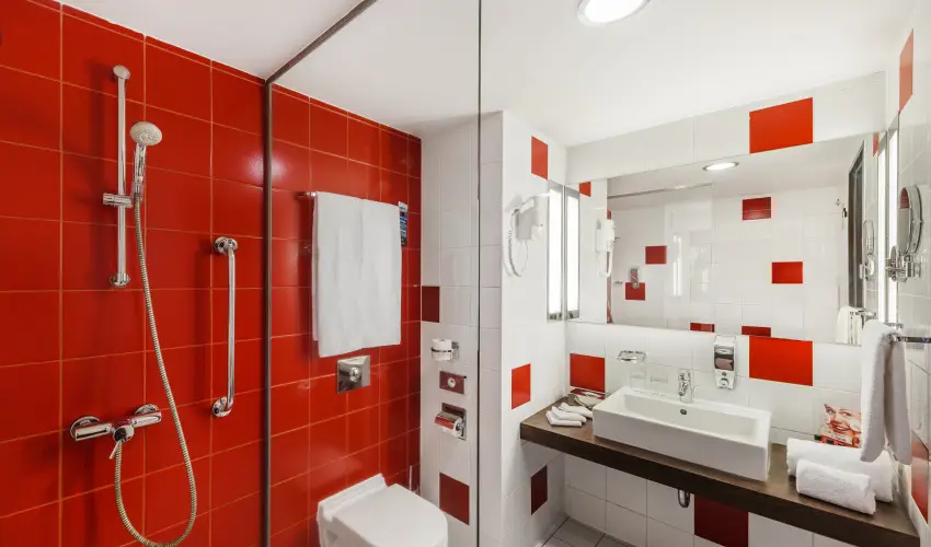 Park Inn by Radisson Srvr Resort & Spa Srvr - Pezsg, buli, Park Inn! (min. 3 j)