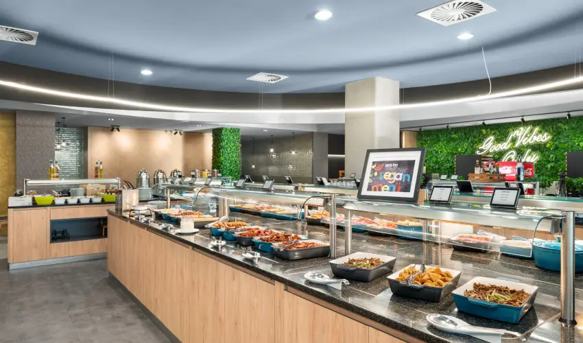 Park Inn by Radisson S�rv�r Resort & Spa S�rv�r - Szilveszter (min. 3 �j)