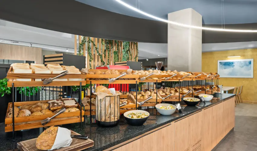 Park Inn by Radisson S�rv�r Resort & Spa S�rv�r - Szilveszter (min. 3 �j)