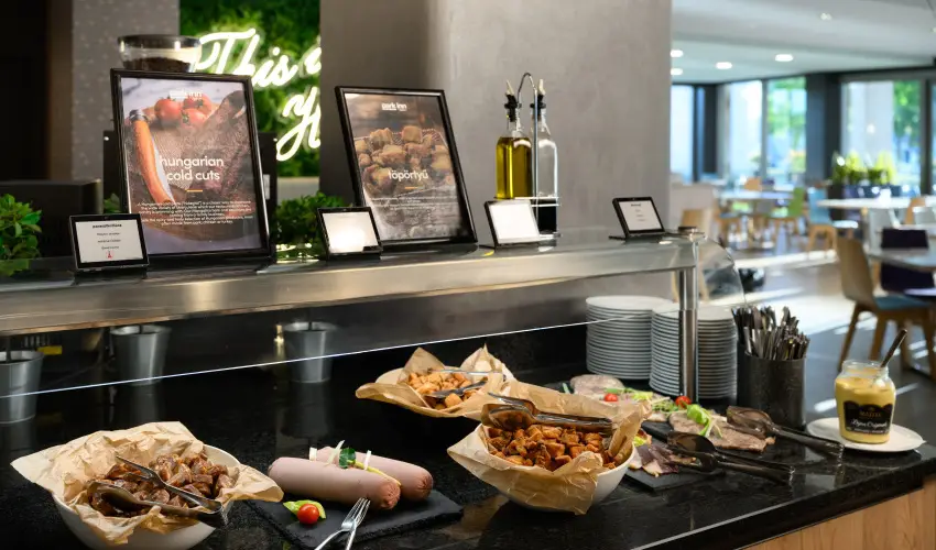 Park Inn by Radisson S�rv�r Resort & Spa S�rv�r - Szilveszter (min. 3 �j)