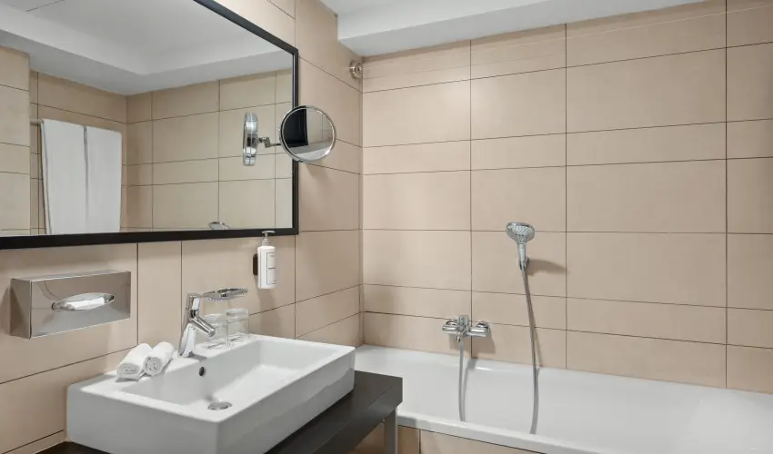 Park Inn by Radisson S�rv�r Resort & Spa S�rv�r - Szilveszter (min. 3 �j)
