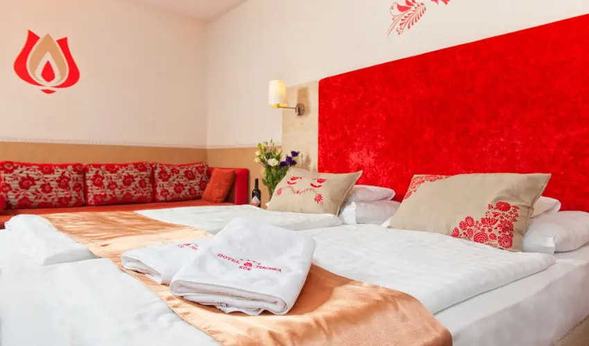 Hotel Piroska Bk, Bkfrd - Szilveszter (min. 2 j)