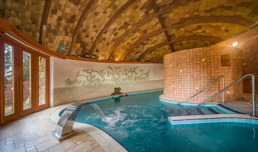 Hotel Piroska Bk, Bkfrd - Szilveszter (min. 2 j)