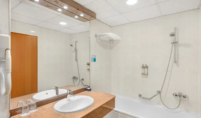 Danubius Hotel Rba Gyr - Szilveszter - teljes elrefizetssel