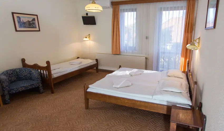 Rvsz Hotel, tterem & Rosa Spa Gyr - Szilveszter 