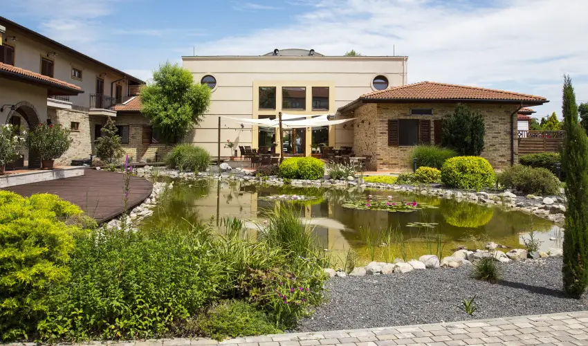 Hotel Stci Wellness & Konferencia Vecss - Stci Szilveszter'25 (min. 3 j)