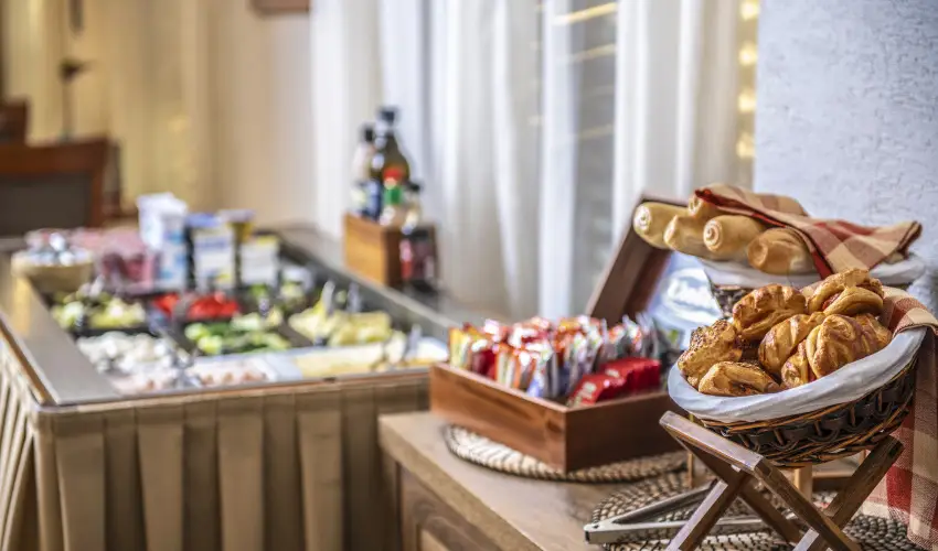 Hotel Stci Wellness & Konferencia Vecss - Stci Szilveszter'25 (min. 3 j)