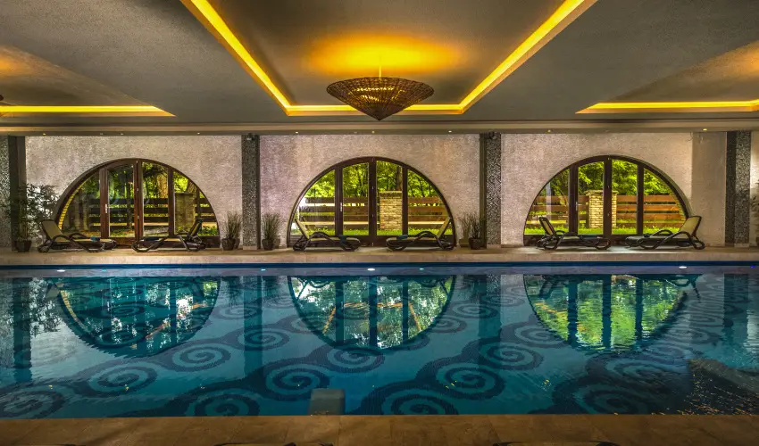 Hotel Stci Wellness & Konferencia Vecss - Stci Szilveszter'25 (min. 3 j)