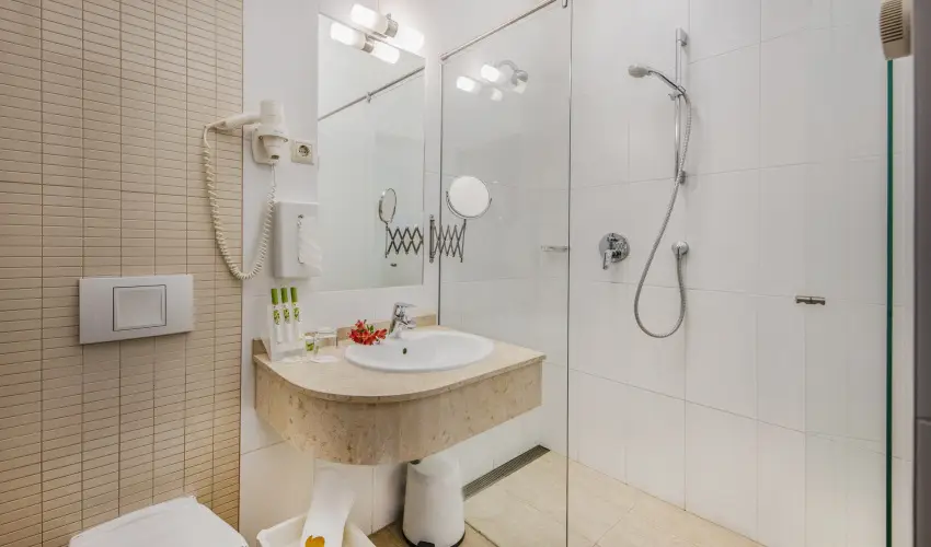 Hotel Stci Wellness & Konferencia Vecss - Stci Szilveszter'25 (min. 3 j)