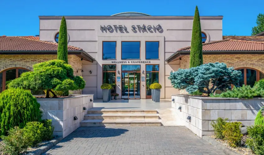 Hotel St�ci� Wellness & Konferencia Vecs�s - St�ci� Szilveszter'26 (min. 3 �j)
