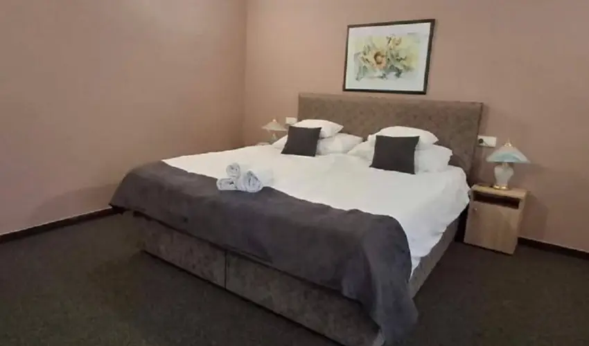 Hotel Unicornis Eger - vbcsztat mulatsg Eger szvben (min. 3 j)