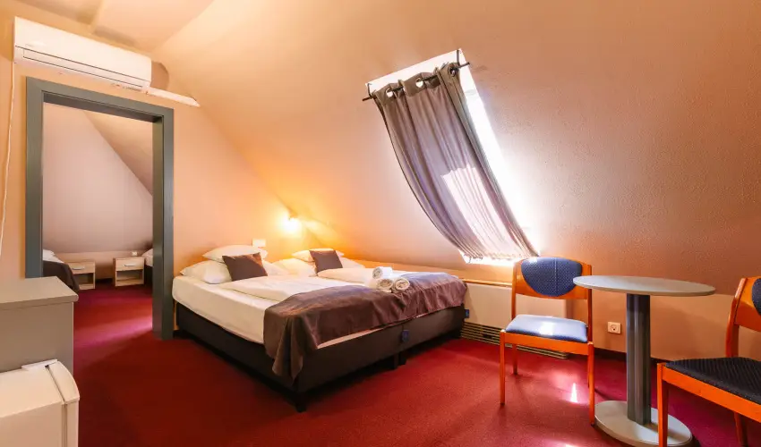 Hotel Unicornis Eger - ��vb�cs�ztat� mulats�g Eger sz�v�ben (min. 3 �j)
