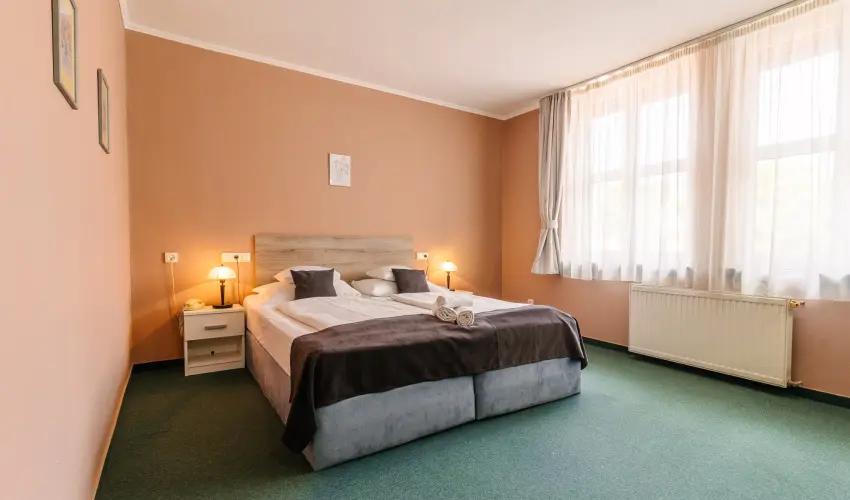 Hotel Unicornis Eger - ��vb�cs�ztat� mulats�g Eger sz�v�ben (min. 3 �j)