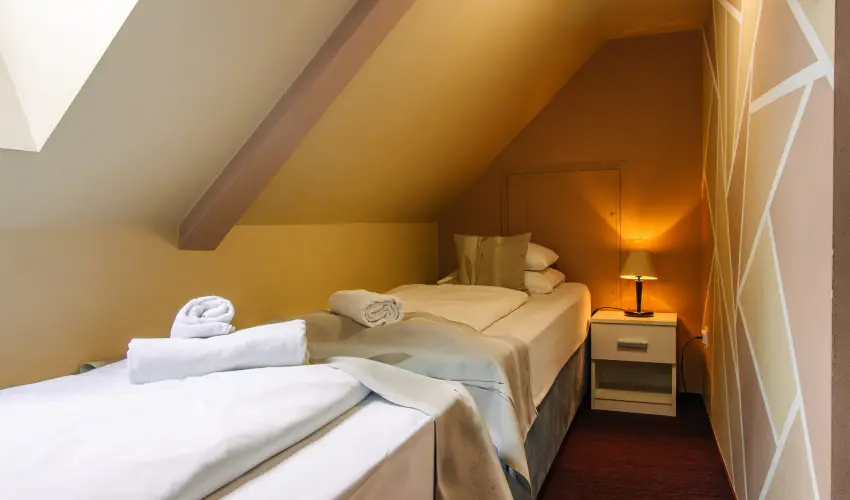 Hotel Unicornis Eger - ��vb�cs�ztat� mulats�g Eger sz�v�ben (min. 3 �j)