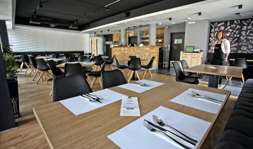 Hotel Viktria Srvr - Szilveszter (min. 2 j)