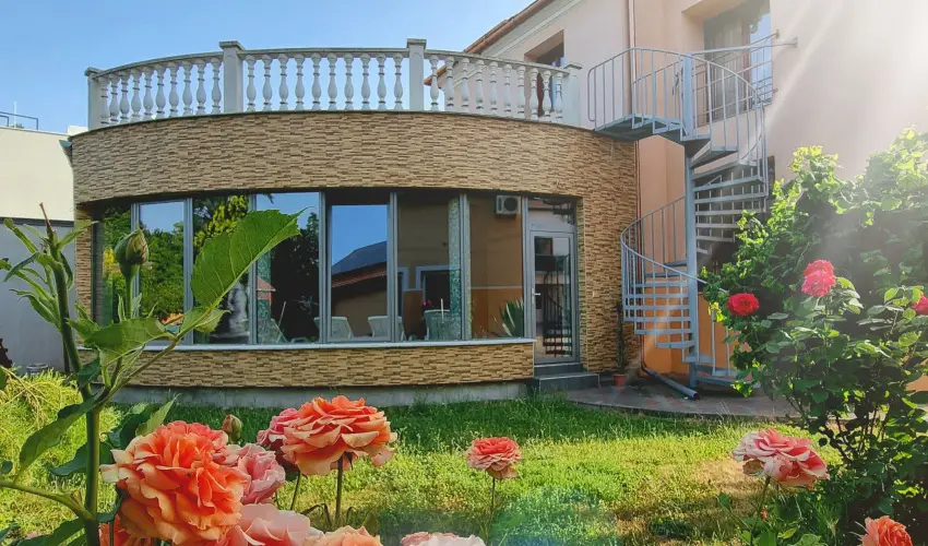 Hotel Viktria Srvr - Szilveszter (min. 2 j)