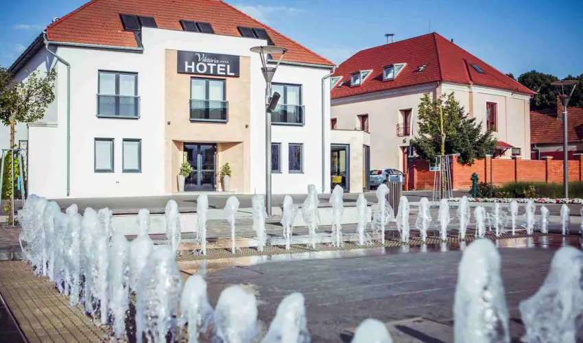 Hotel Viktria Srvr - Szilveszter (min. 2 j)