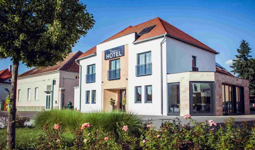 Hotel Viktria Srvr - Szilveszter (min. 2 j)