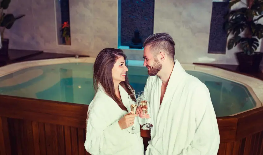 Hotel Viktria Srvr - Szilveszter (min. 2 j)