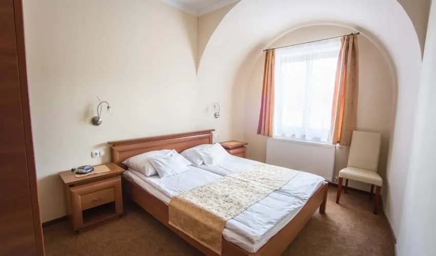 Hotel Vikt�ria S�rv�r - Szilveszter
