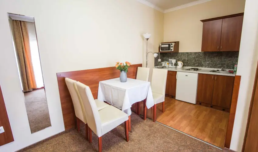 Hotel Vikt�ria S�rv�r - Szilveszter