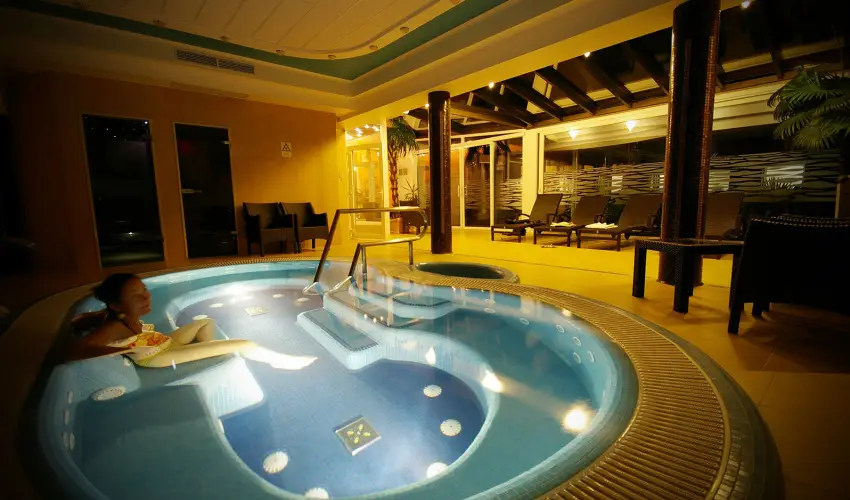 Hotel Xavin Hark�ny - Szilveszter