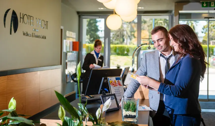 Hotel Yacht Wellness & Business Sifok - Szilveszter (min. 3 j)