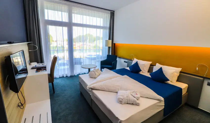 Hotel Yacht Wellness & Business Sifok - Szilveszter (min. 3 j)