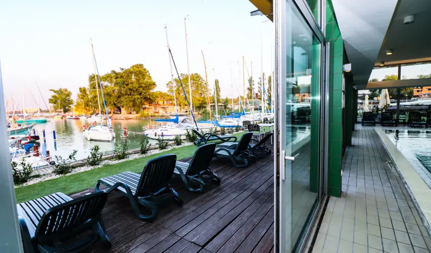 Hotel Yacht Wellness & Business Sifok - Szilveszter (min. 3 j)