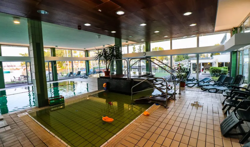 Hotel Yacht Wellness & Business Sifok - Szilveszter (min. 3 j)