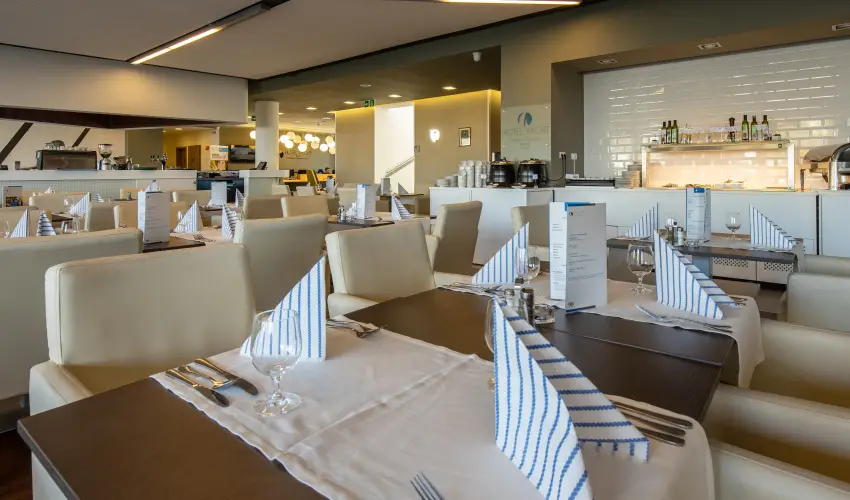 Hotel Yacht Wellness & Business Sifok - Szilveszter (min. 3 j)