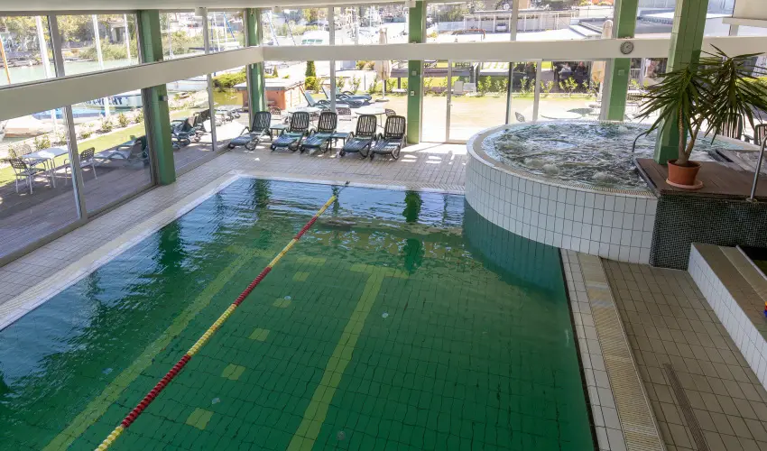 Hotel Yacht Wellness & Business Sifok - Szilveszter (min. 3 j)