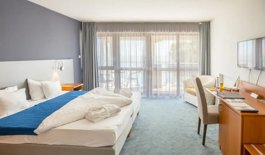 Hotel Yacht Wellness & Business Sifok - Szilveszter (min. 3 j)