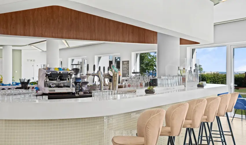 Hotel Yacht Wellness & Business Si�fok - Szilveszter - teljes el�refizet�ssel (min. 3 �j)