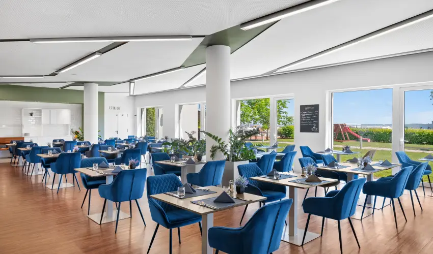 Hotel Yacht Wellness & Business Si�fok - Szilveszter - teljes el�refizet�ssel (min. 3 �j)