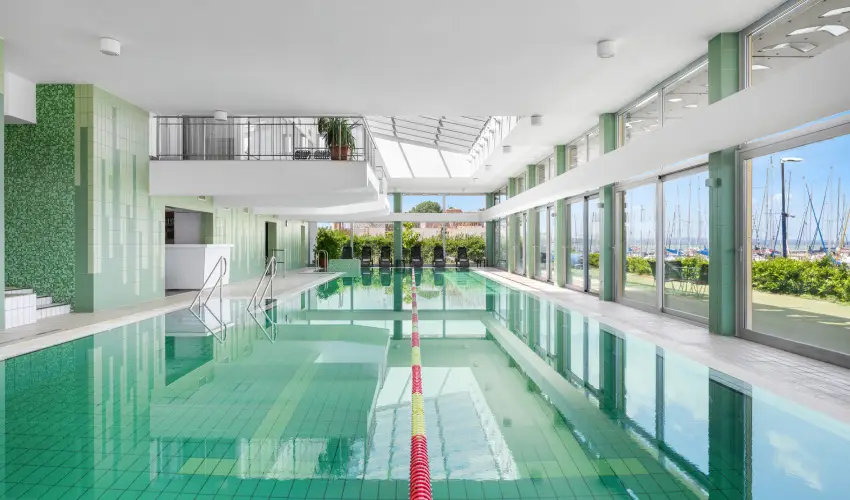 Hotel Yacht Wellness & Business Si�fok - Szilveszter - teljes el�refizet�ssel (min. 3 �j)